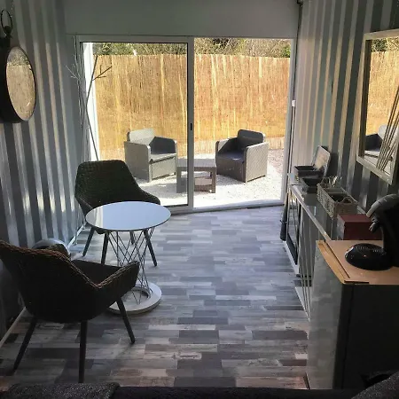 Les Docks Insolite & Spa Lejlighed *