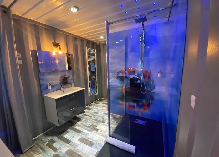 Les Docks Insolite & Spa * Berck