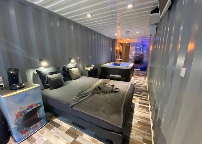 Appartement Les Docks Insolite & Spa *